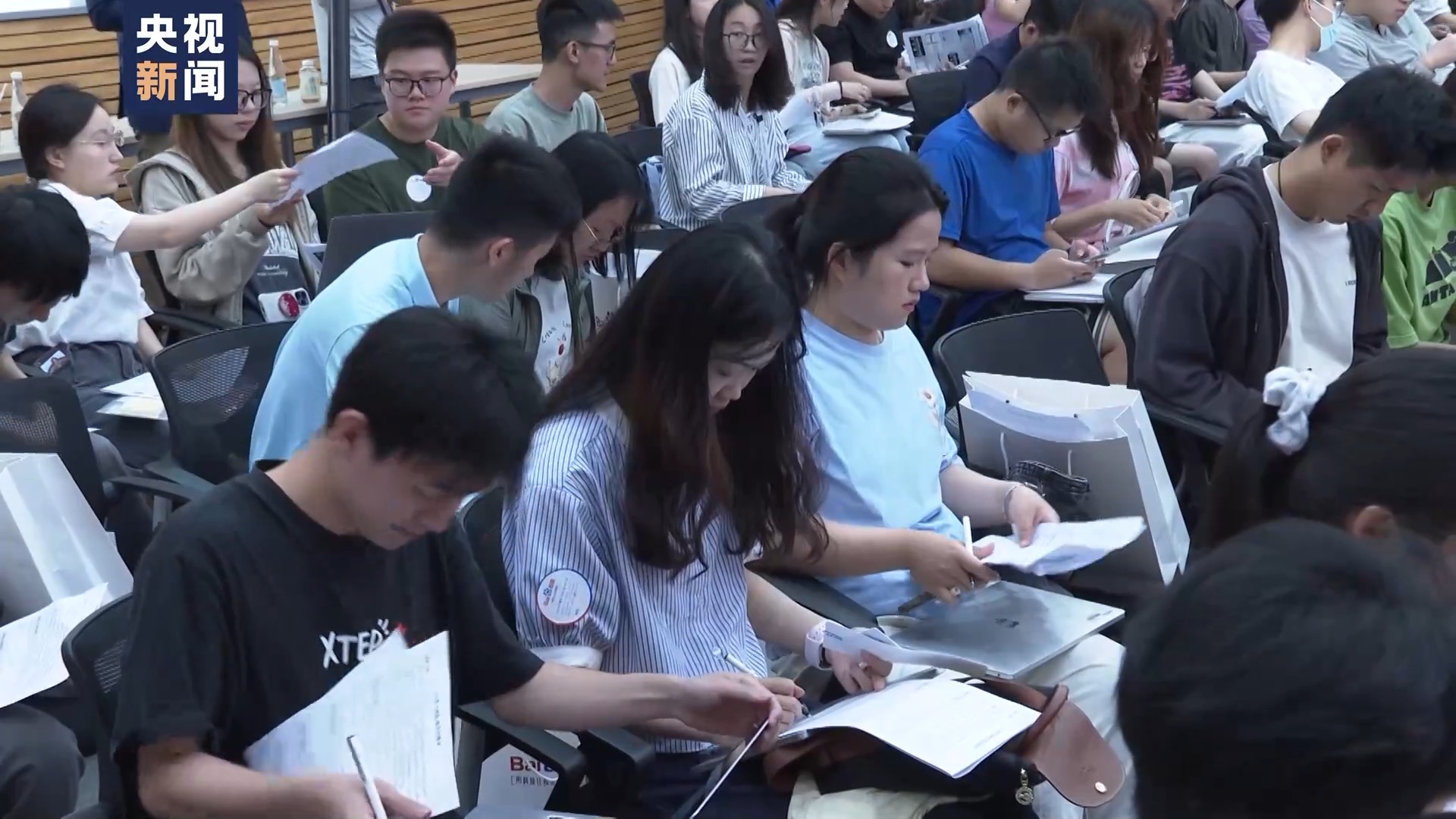 
东直门医院黄牛代挂号电话票贩子号贩子网上预约挂号,住院检查加快,@高校毕业生 一大波AI领域招聘信息请查收