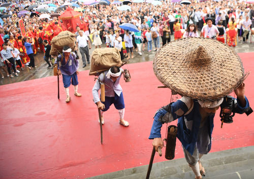 
北京协和医院黄牛代挂号电话票贩子号贩子网上预约挂号,住院检查加快,非遗“出圈”引客来——重庆石柱探索文化传承与乡村振兴新路径