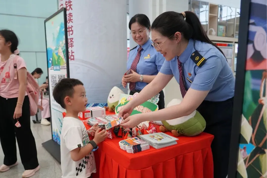 
上海第十人民医院黄牛代挂号电话票贩子号贩子网上预约挂号,住院检查加快,“粽”享端午，精彩不断！