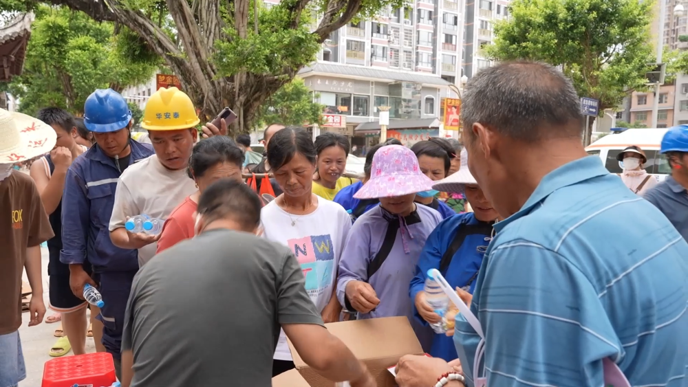 
北京鼓楼医院孙凌云黄牛代挂号电话票贩子号贩子网上预约挂号,住院检查加快,贵州榕江设立7个生活物资临时领取点 保障受灾群众基本生活