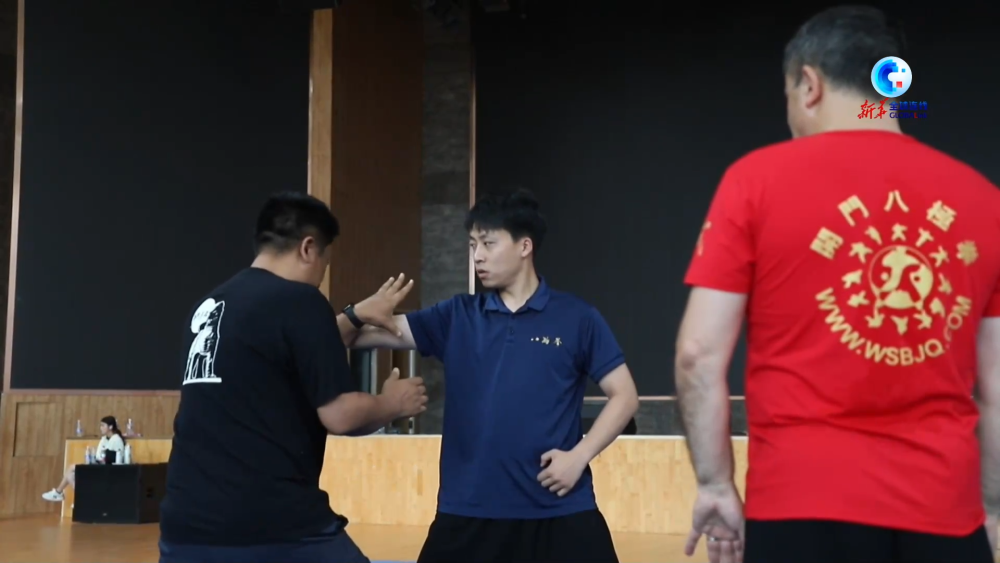 
西安西京医院黄牛代挂号电话票贩子号贩子网上预约挂号,住院检查加快,全球连线丨河北沧州：法国武术爱好者求学中国非遗八极拳