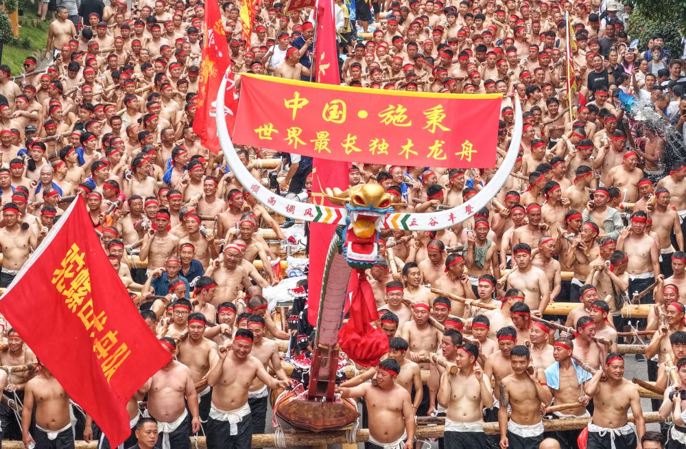 
北京301医院黄牛代挂号电话票贩子号贩子网上预约挂号,住院检查加快,假期出游火 文化味更浓——2025年端午节假期盘点
