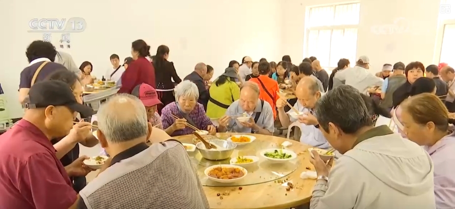 
北京协和医院黄牛代挂号电话票贩子号贩子网上预约挂号,住院检查加快,含“金”量提升！银发经济跑出“加速度” 焕发消费“青春活力”