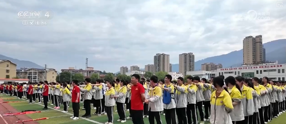 
南京市第一医院黄牛代挂号电话票贩子号贩子网上预约挂号,住院检查加快,智慧化手段为高考保驾护航 暖心关爱为考生提供细致服务