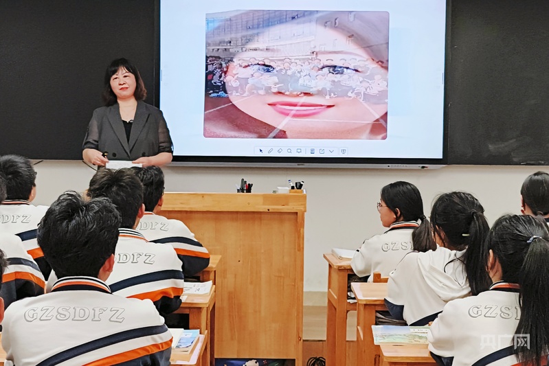 
广东省中医院黄牛代挂号电话票贩子号贩子网上预约挂号,住院检查加快,我的高考丨“特别的礼物”让“最后一课”温情满满
