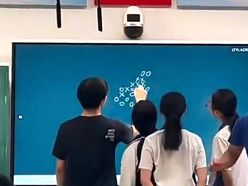 
中国人民解放军总医院黄牛代挂号电话票贩子号贩子网上预约挂号,住院检查加快,以温暖作别！高考前老师给每位学生都“塞了小纸条”