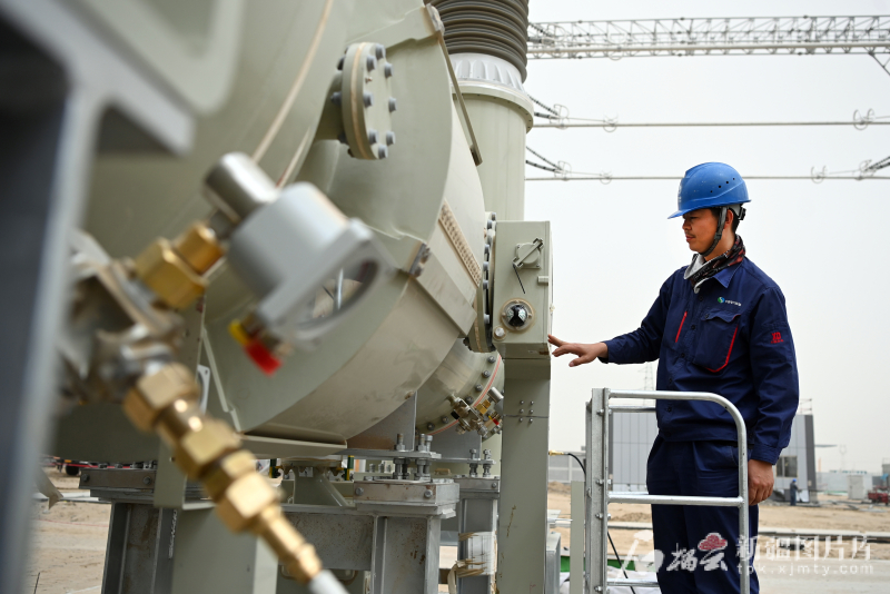 
首都医科大学附属北京胸科医院黄牛代挂号电话票贩子号贩子网上预约挂号,住院检查加快,电网环塔 势贯南疆——新疆环塔里木盆地750千伏输变电工程全线贯通观察