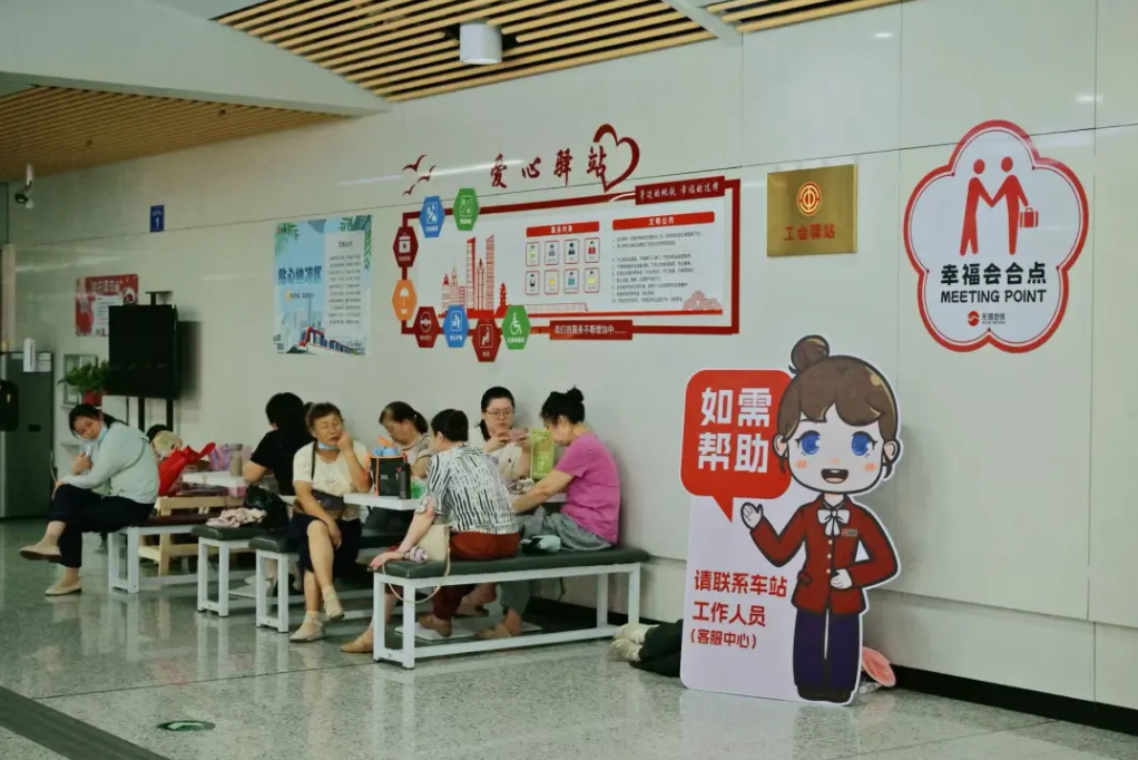 
江苏省人民医院黄牛代挂号电话票贩子号贩子网上预约挂号,住院检查加快,这里装得下公文包 也容得下安全帽！