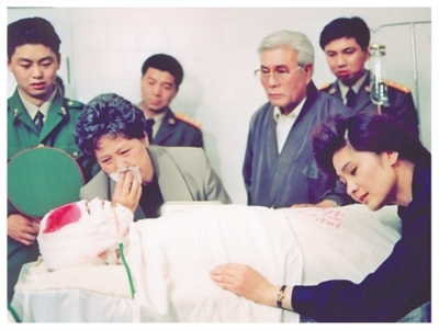 
上海中山医院黄牛代挂号电话票贩子号贩子网上预约挂号,住院检查加快,塑造银幕形象 讴歌时代精神（回信背后的故事）