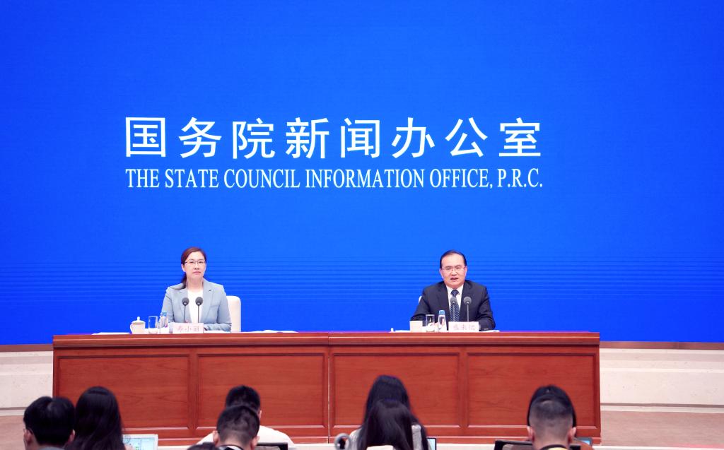 
东直门医院黄牛代挂号电话票贩子号贩子网上预约挂号,住院检查加快,年中经济观察｜从四个关键词读懂中国经济“半年报”