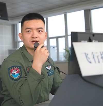 
浙江第二医院黄牛代挂号电话票贩子号贩子网上预约挂号,住院检查加快,驾驭“鲲鹏”上九天（最美新时代革命军人风采）