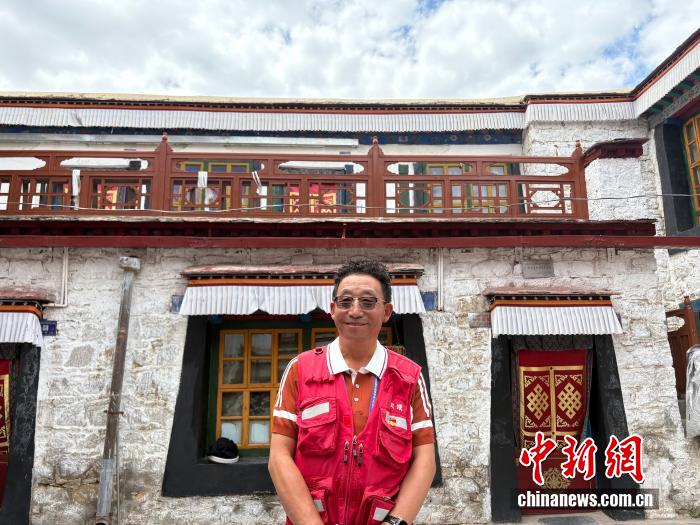 
中山大学中山眼科中心黄牛代挂号电话票贩子号贩子网上预约挂号,住院检查加快,辉煌60年·我们的家园 | 八廓社区的温情日常：我们这儿各族居民，都是一家人