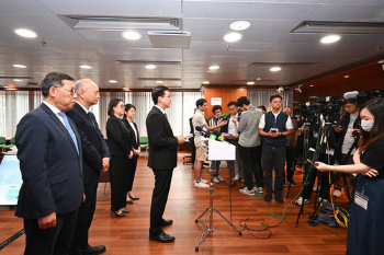 
佑安医院黄牛号贩子票贩子代网上预约代挂号电话澳门特区立法会选举管理委员会加紧筹备多项工作