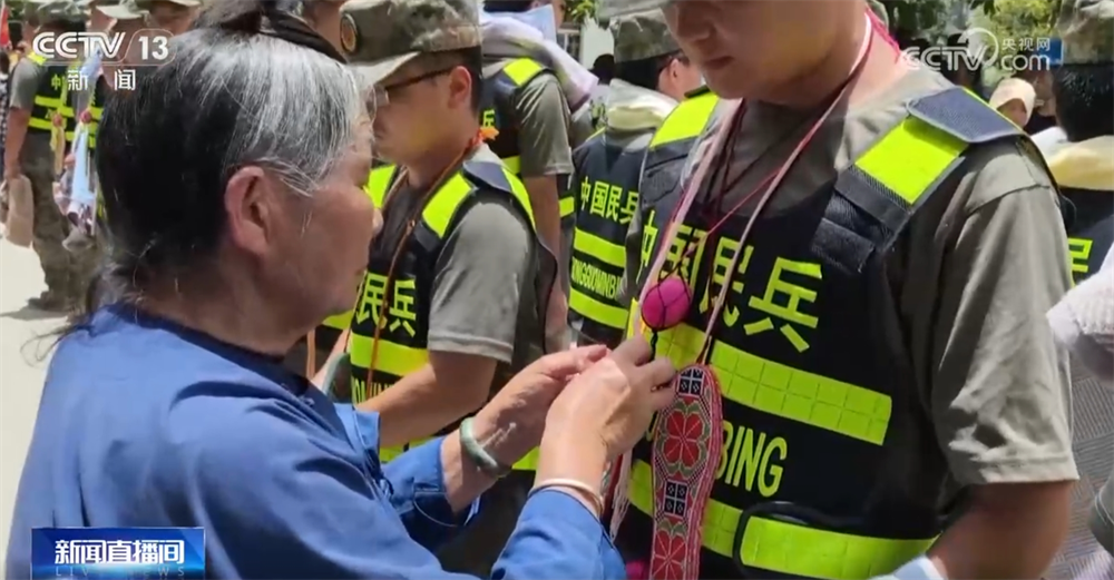 
成都华西医院黄牛代挂号电话票贩子号贩子网上预约挂号,住院检查加快,危难时刻感谢有你！当一座城送别一群人 温暖与感动同在