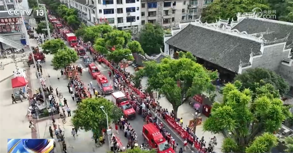 
成都华西医院黄牛代挂号电话票贩子号贩子网上预约挂号,住院检查加快,危难时刻感谢有你！当一座城送别一群人 温暖与感动同在