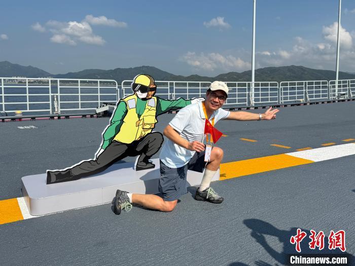 
中国医学科学院肿瘤医院黄牛代挂号电话票贩子号贩子网上预约挂号,住院检查加快,同护一面旗，共唱一首歌 ——山东舰官兵与香港青少年交流互动侧记