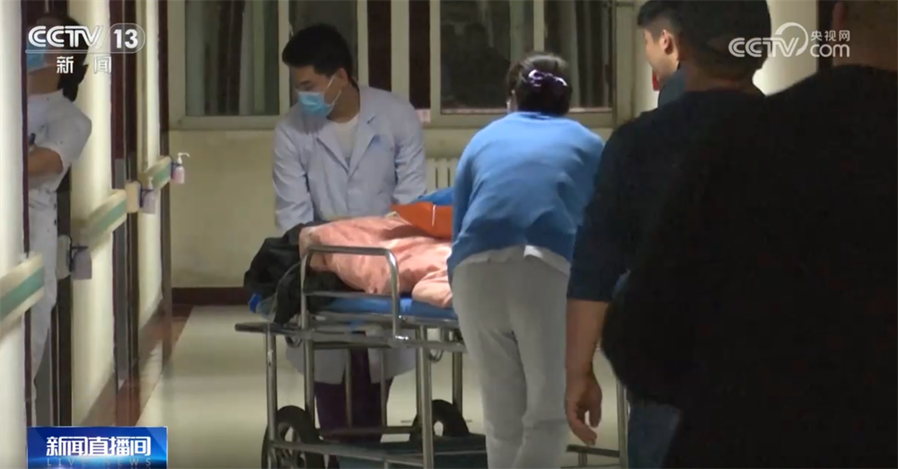 
北京西苑医院黄牛代挂号电话票贩子号贩子网上预约挂号,住院检查加快,抢通道路、保障供水、恢复供电+通信……甘肃榆中抢险救援有序推进