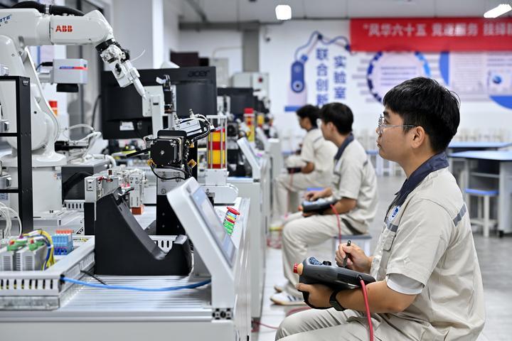 
江苏省中医院黄煌的号黄牛代挂号电话票贩子号贩子网上预约挂号,住院检查加快,镜观·回响丨春风育人，硕果盈枝