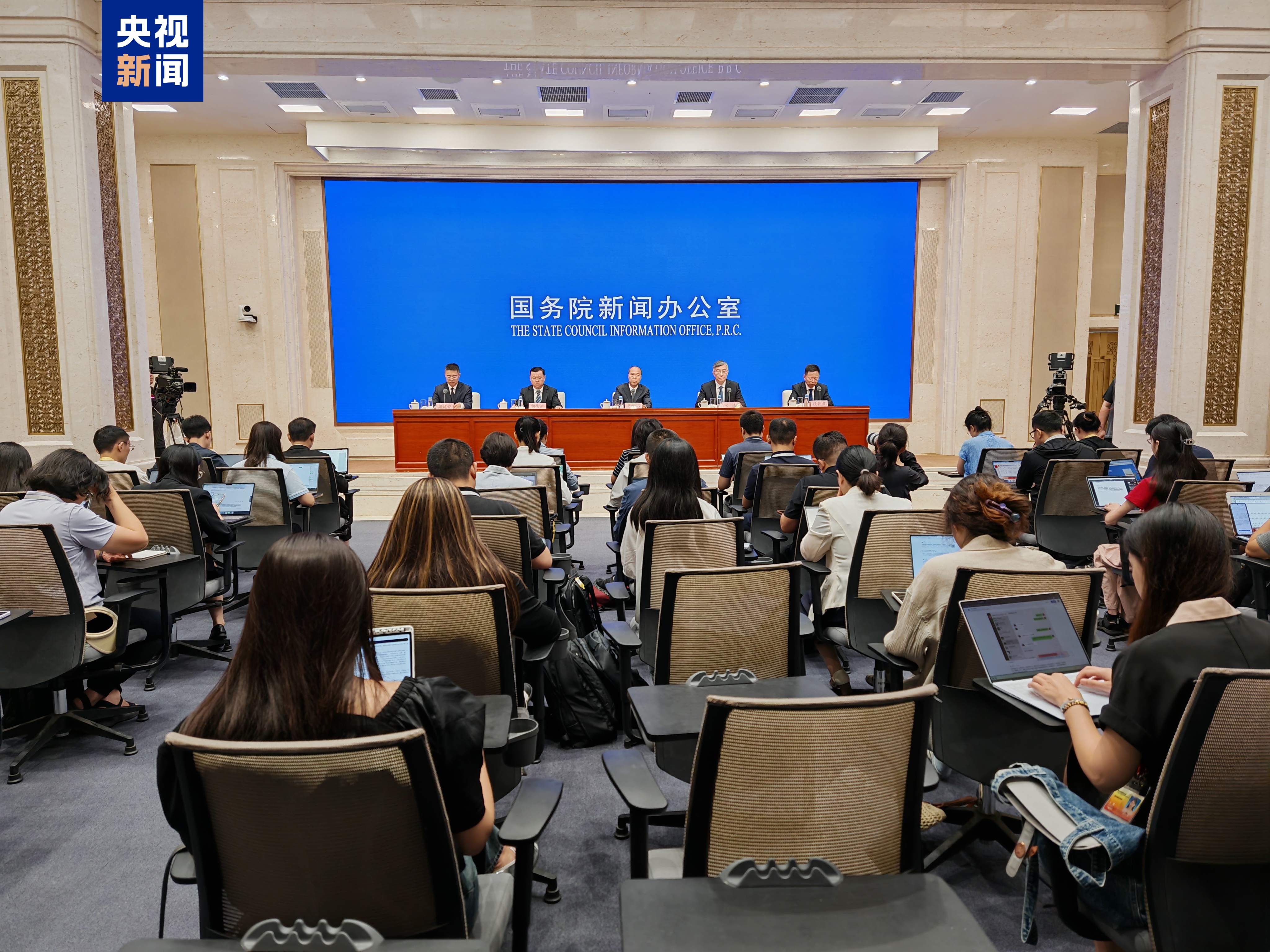 
湖南中医附一医院黄牛代挂号电话票贩子号贩子网上预约挂号,住院检查加快,“十四五”时期 发展社会主义民主取得显著、历史性成就！