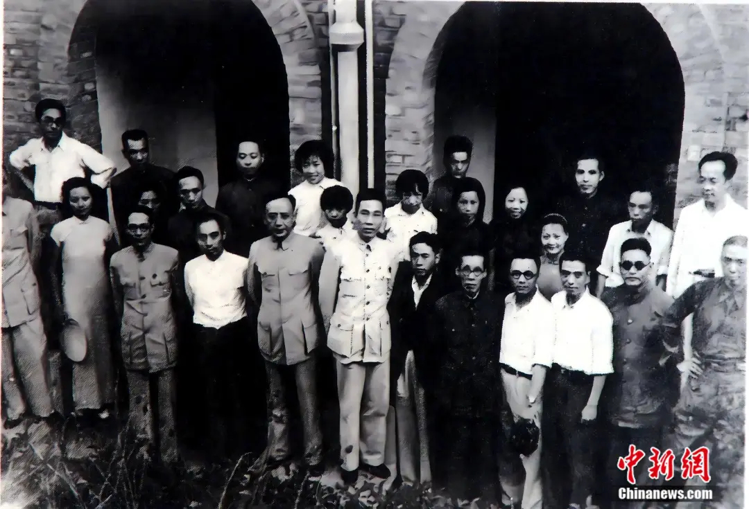 
北京鼓楼医院孙凌云黄牛代挂号电话票贩子号贩子网上预约挂号,住院检查加快,烽火武汉：一群文人如何用笔墨筑起抗战长城？