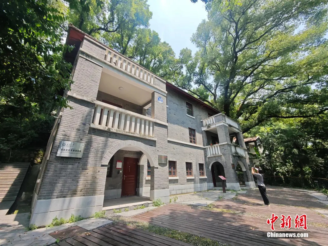 
北京鼓楼医院孙凌云黄牛代挂号电话票贩子号贩子网上预约挂号,住院检查加快,烽火武汉：一群文人如何用笔墨筑起抗战长城？