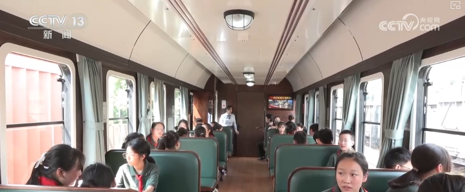 
浙江第一医院黄牛代挂号电话票贩子号贩子网上预约挂号,住院检查加快,“空中漫步”“人机互动”…… “玩着学”火爆出圈 暑期文旅“科技含量”十足