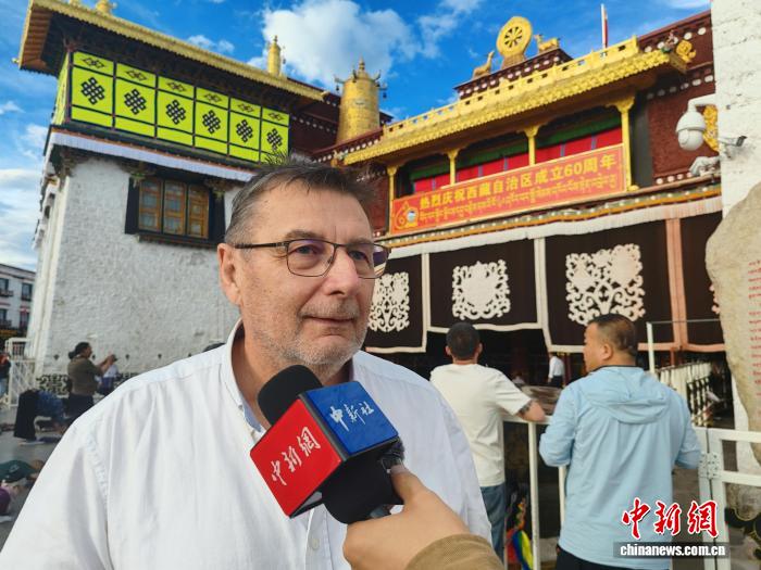 
北京中医院黄牛代挂号电话票贩子号贩子网上预约挂号,住院检查加快,（辉煌60载 魅力新西藏）西藏“庆典时刻” 中外游客感受节日氛围