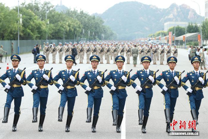 
江苏省人民医院黄牛代挂号电话票贩子号贩子网上预约挂号,住院检查加快,（抗战胜利80周年）探访阅兵集训点：突出实战标准 强化基础能力