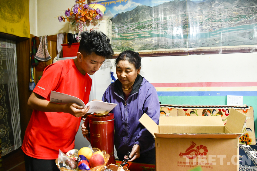 
博爱医院黄牛代挂号电话票贩子号贩子网上预约挂号,住院检查加快,【辉煌60载 魅力新西藏】阿佳卓嘎家的酥油茶“出锅”啦