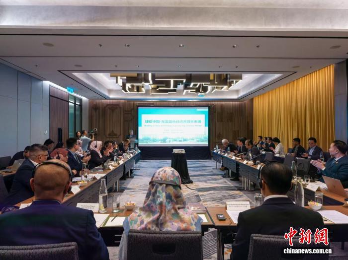 
杭州各大医院黄牛代挂号电话票贩子号贩子网上预约挂号,住院检查加快,“合力打造中国-东盟蓝色经济新引擎研讨会”在吉隆坡举行