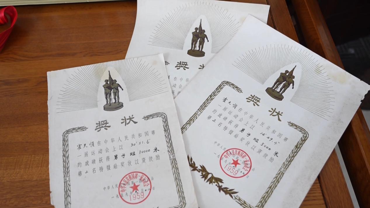 
北京儿研所黄牛代挂号电话票贩子号贩子网上预约挂号,住院检查加快,纪念章里的山河记忆 | 多少心血换来的幸福生活
