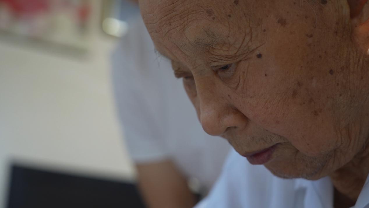 
广州各大医院黄牛代挂号电话票贩子号贩子网上预约挂号,住院检查加快,纪念章里的山河记忆｜ 一枚纪念章 一生报国情