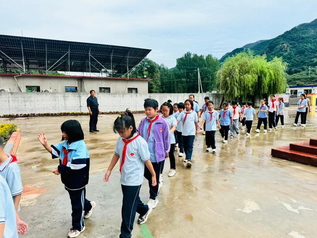 
北京大学肿瘤医院黄牛代挂号电话票贩子号贩子网上预约挂号,住院检查加快,向着新学期，出发！