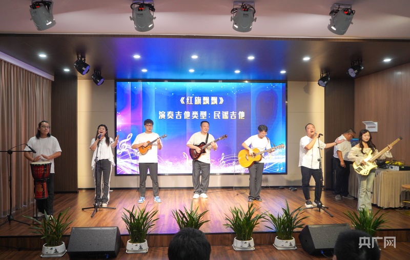 
首都医科大学附属阜外医院黄牛代挂号电话票贩子号贩子网上预约挂号,住院检查加快,活力中国调研行｜小城匠造让中国吉他走向世界