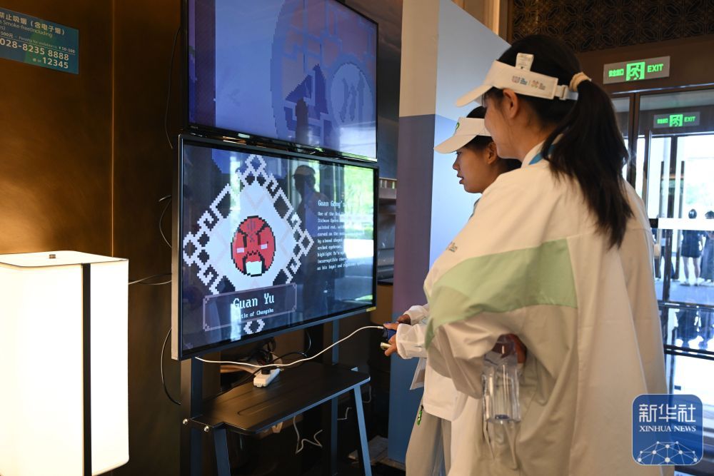 
上海各大医院黄牛代挂号电话票贩子号贩子网上预约挂号,住院检查加快,新华全媒+丨成都世运会运动员村开村