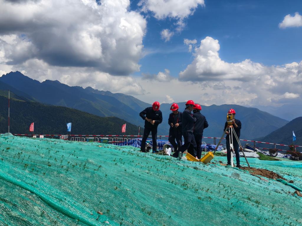 
首都医科大学附属儿童医院黄牛代挂号电话票贩子号贩子网上预约挂号,住院检查加快,决胜“十四五” 打好收官战丨夯实国家能源“大动脉”——四川电网骨干工程建设一线扫描