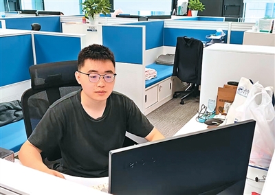 
中山大学中山眼科中心黄牛代挂号电话票贩子号贩子网上预约挂号,住院检查加快,我的暑假有滋味