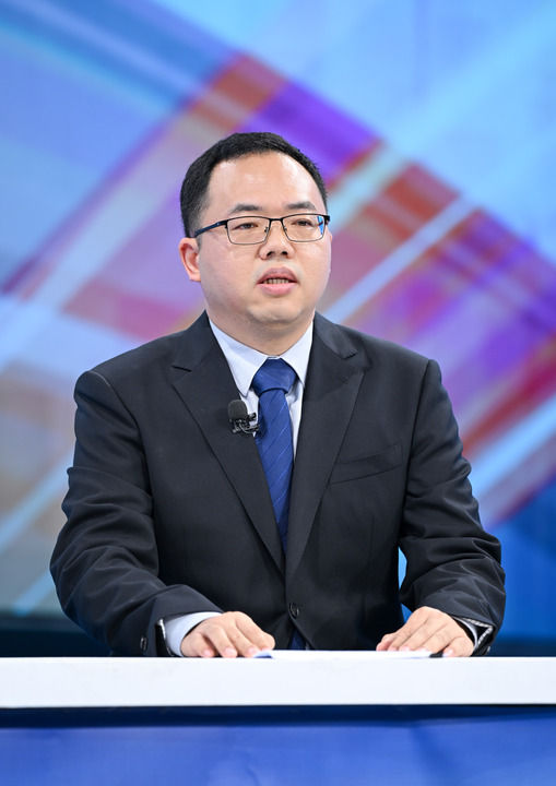 
上海中山医院黄牛代挂号电话票贩子号贩子网上预约挂号,住院检查加快,建设具有世界影响力的中国特色自由贸易港——“中国经济圆桌会”聚焦海南自贸港全岛封关运作