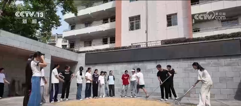 
首都医科大学附宣武医院黄牛代挂号电话票贩子号贩子网上预约挂号,住院检查加快,教师节快乐！对每一位老师道声辛苦，感谢您的培养之恩