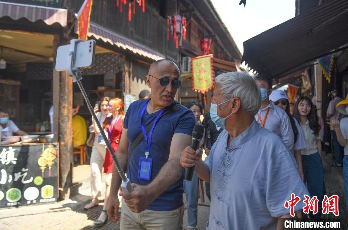 
中山一院黄牛代挂号电话票贩子号贩子网上预约挂号,住院检查加快,东西问｜阿马尔：在“世界超市”如何架起中外医疗桥梁？