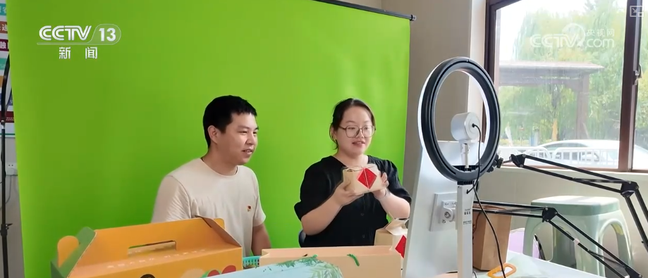 
成都华西医院黄牛代挂号电话票贩子号贩子网上预约挂号,住院检查加快,更牢、更实、更足、更稳、更亮……关键词里透视乡村振兴“成绩单”
