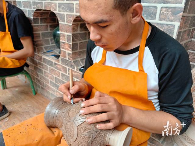 
长春吉大二院黄牛代挂号电话票贩子号贩子网上预约挂号,住院检查加快,“非遗+旅游”融合发展，英吉沙这样吃上“旅游饭”