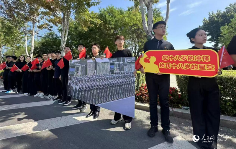 
上海第十人民医院黄牛代挂号电话票贩子号贩子网上预约挂号,住院检查加快,跨越时空的“阅兵”