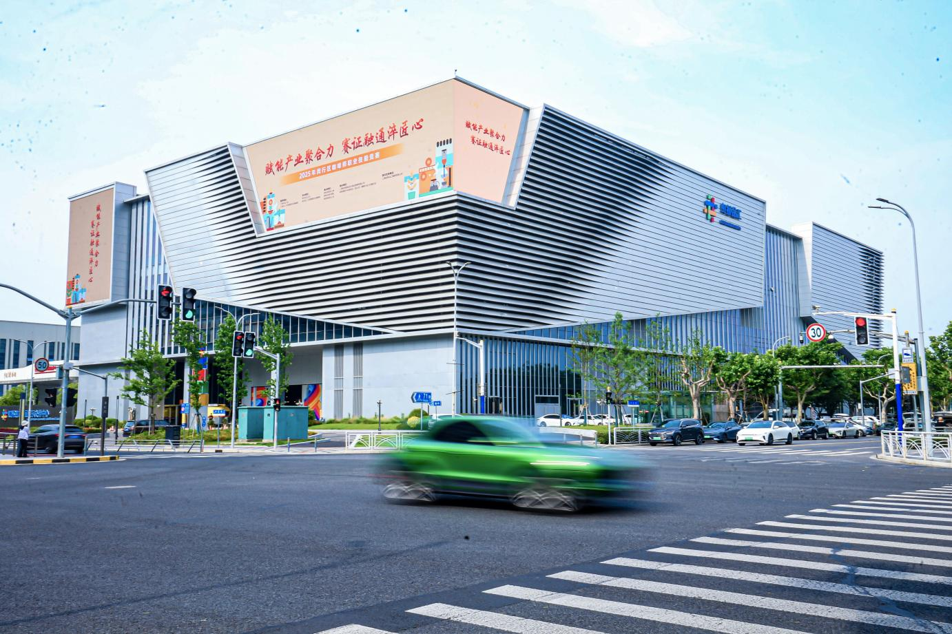 
南京军区总医院黄牛代挂号电话票贩子号贩子网上预约挂号,住院检查加快,活力中国调研行丨感知上海智能消费脉动