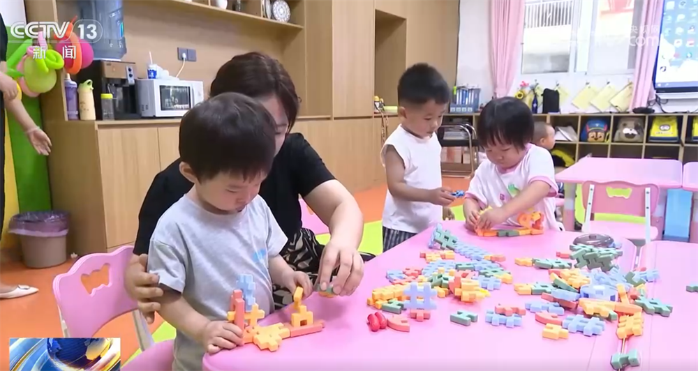 
北医六院黄牛代挂号电话票贩子号贩子网上预约挂号,住院检查加快,一刻钟便民生活圈“圈”出幸福生活 打通城市经济“毛细血管”促消费增动能