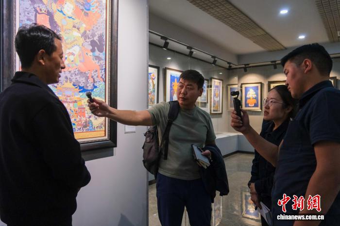 
天津眼科医院黄牛代挂号电话票贩子号贩子网上预约挂号,住院检查加快,外国媒体人西藏行：感受真实的高原发展