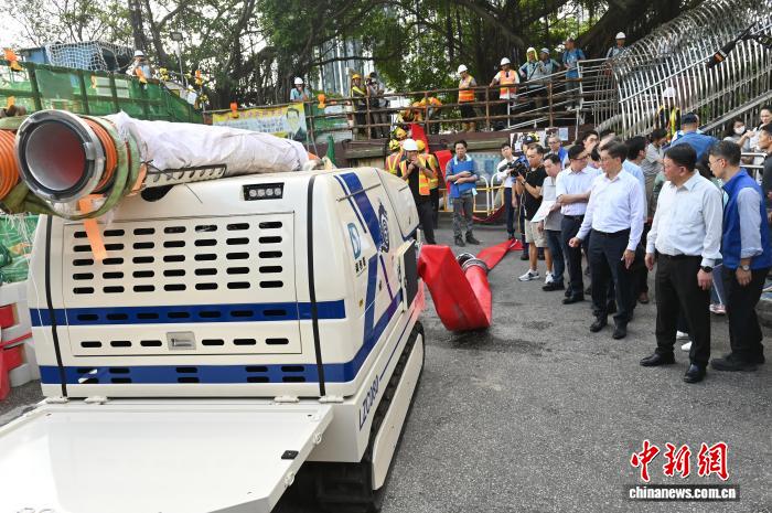 
长春吉大二院黄牛代挂号电话票贩子号贩子网上预约挂号,住院检查加快,香港全城戒备应对超强台风“桦加沙”