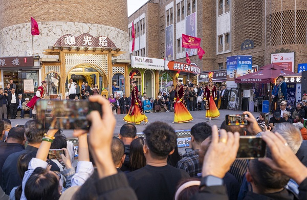 
北京积水潭医院黄牛代挂号电话票贩子号贩子网上预约挂号,住院检查加快,【中国那些事儿】国际友人见证多民族文化交融 赞叹新疆和谐包容之美