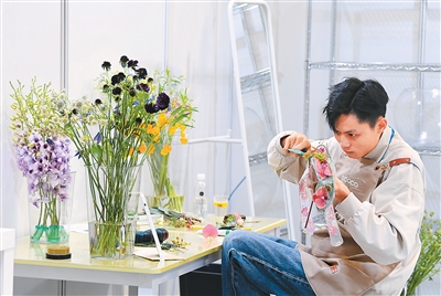 
沈阳医大一院黄牛代挂号电话票贩子号贩子网上预约挂号,住院检查加快,这些00后，以技能奔前程