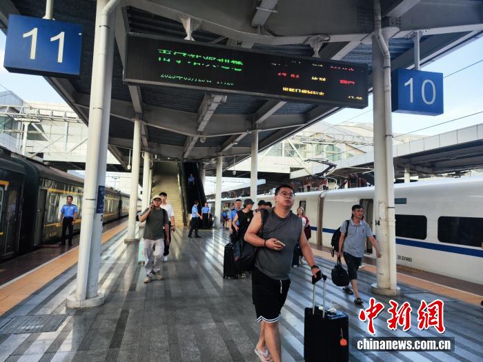 
北京各大医院黄牛代挂号电话票贩子号贩子网上预约挂号,住院检查加快,客货两旺、商旅齐涌！中越铁路架起经贸人文“双向桥”